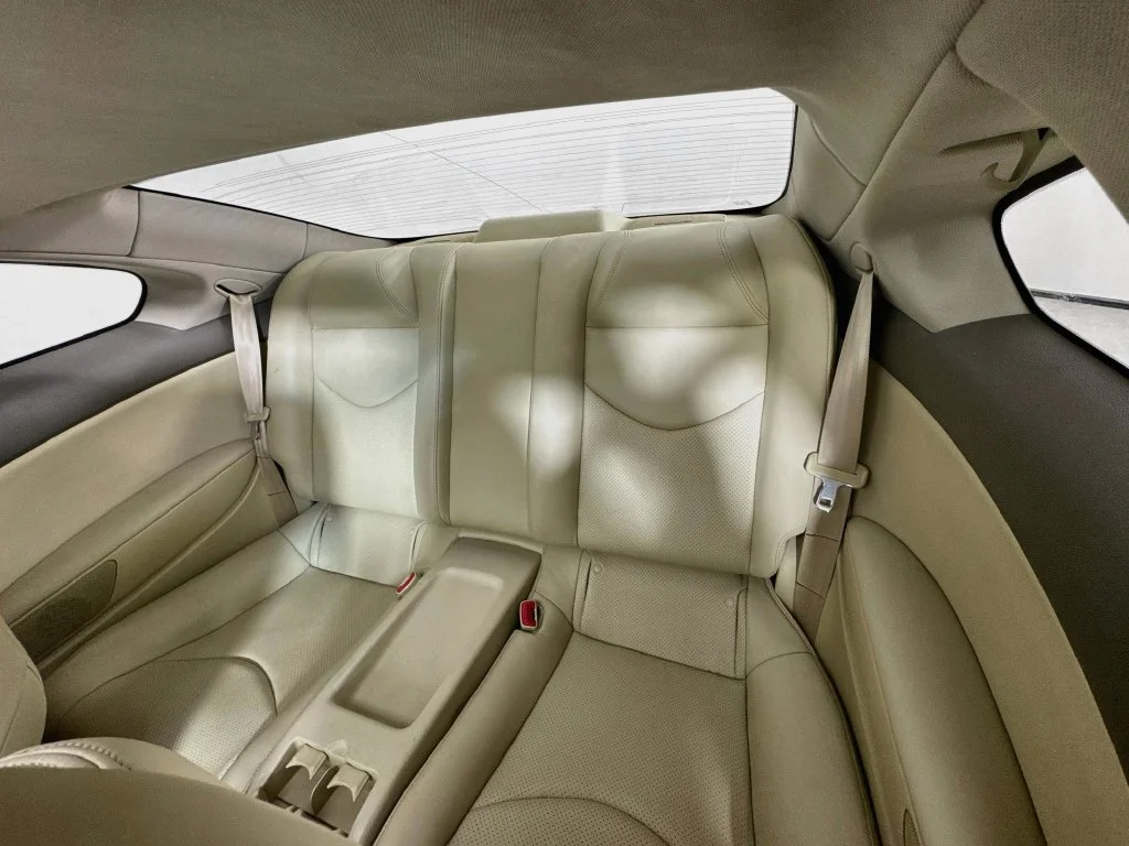 Used 2008 Ivory Pearl INFINITI Journey image 31