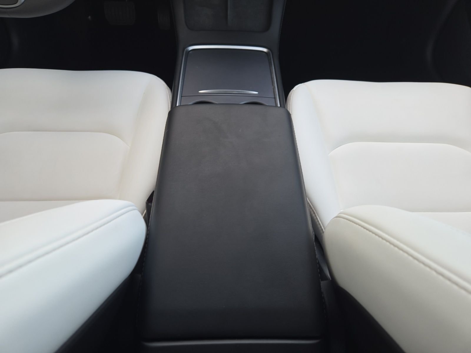 Used 2023 White Tesla Base image 14