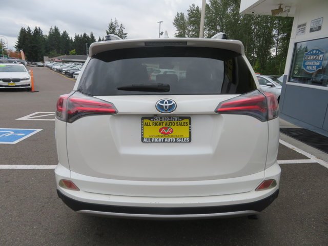 Used 2017 Blizzard Pearl Toyota Limited image 4
