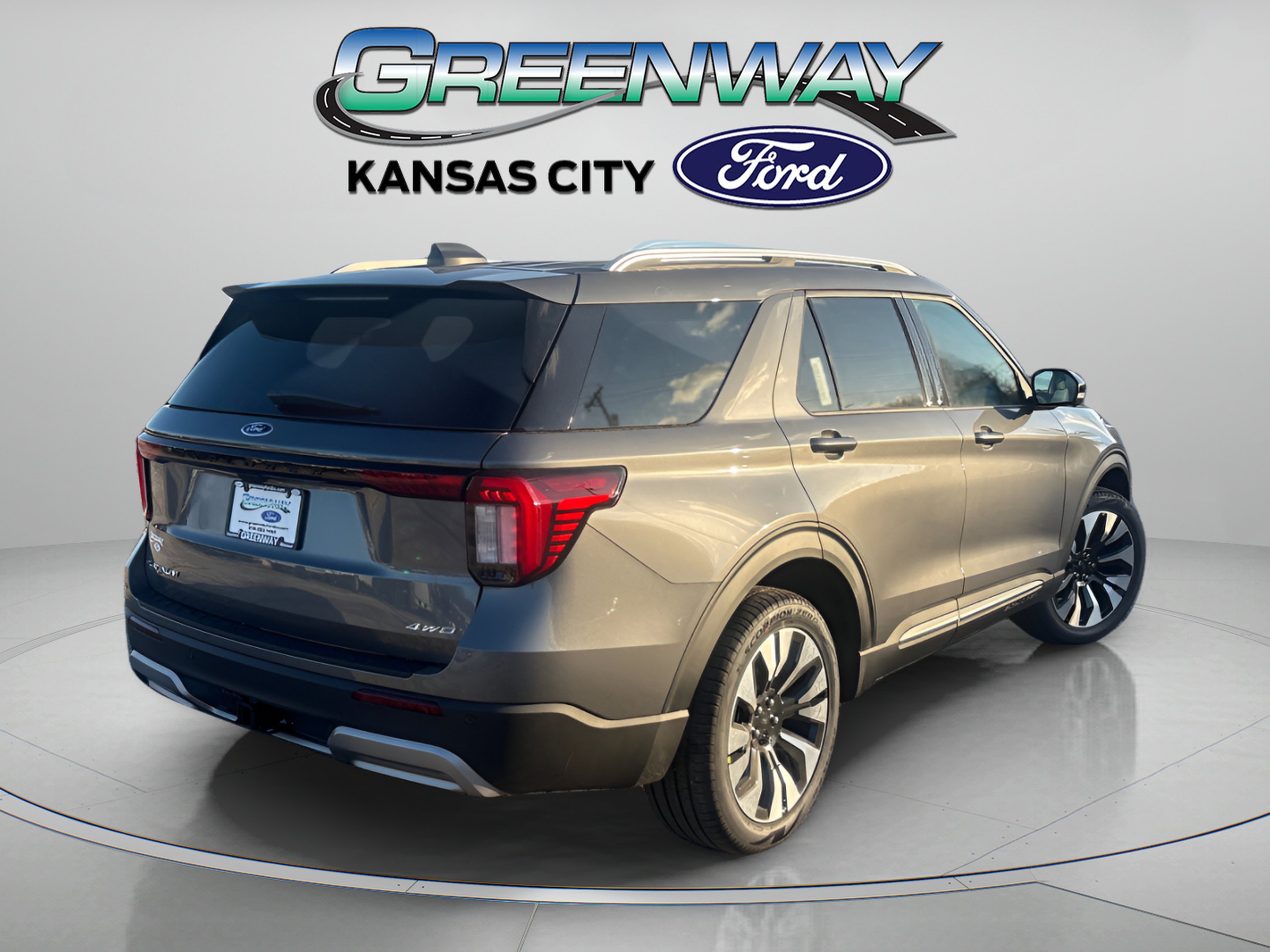 2026 Ford Explorer Platinum - Photo 8