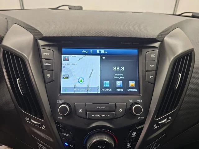 Used 2016 Ultra Black Hyundai Turbo image 18