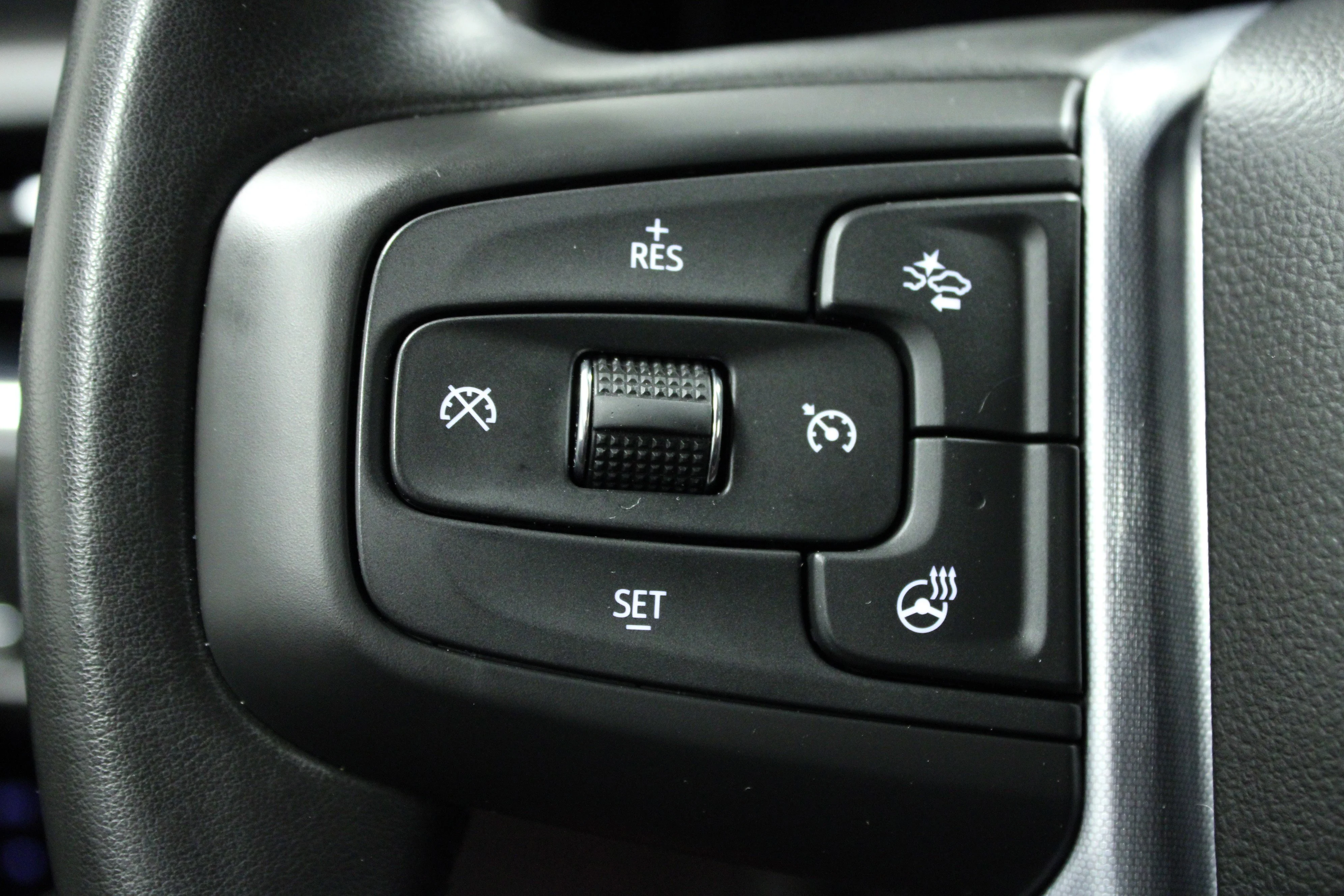Used 2024 Onyx Black GMC SLT image 21