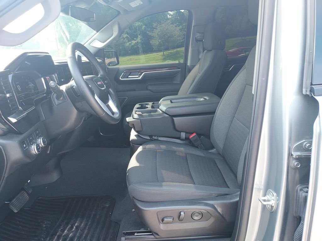 Certified Used 2025 Silver GMC Elevation image 15