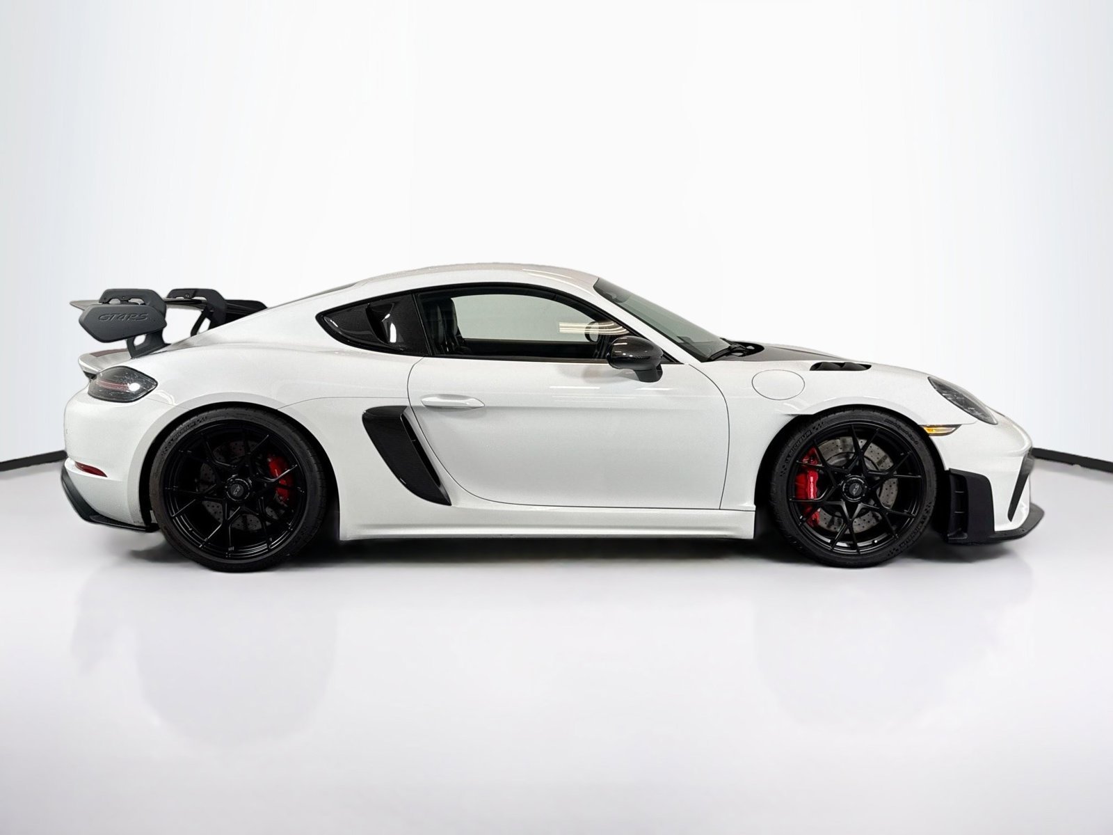 Used 2023 White Porsche GT4 RS image 8