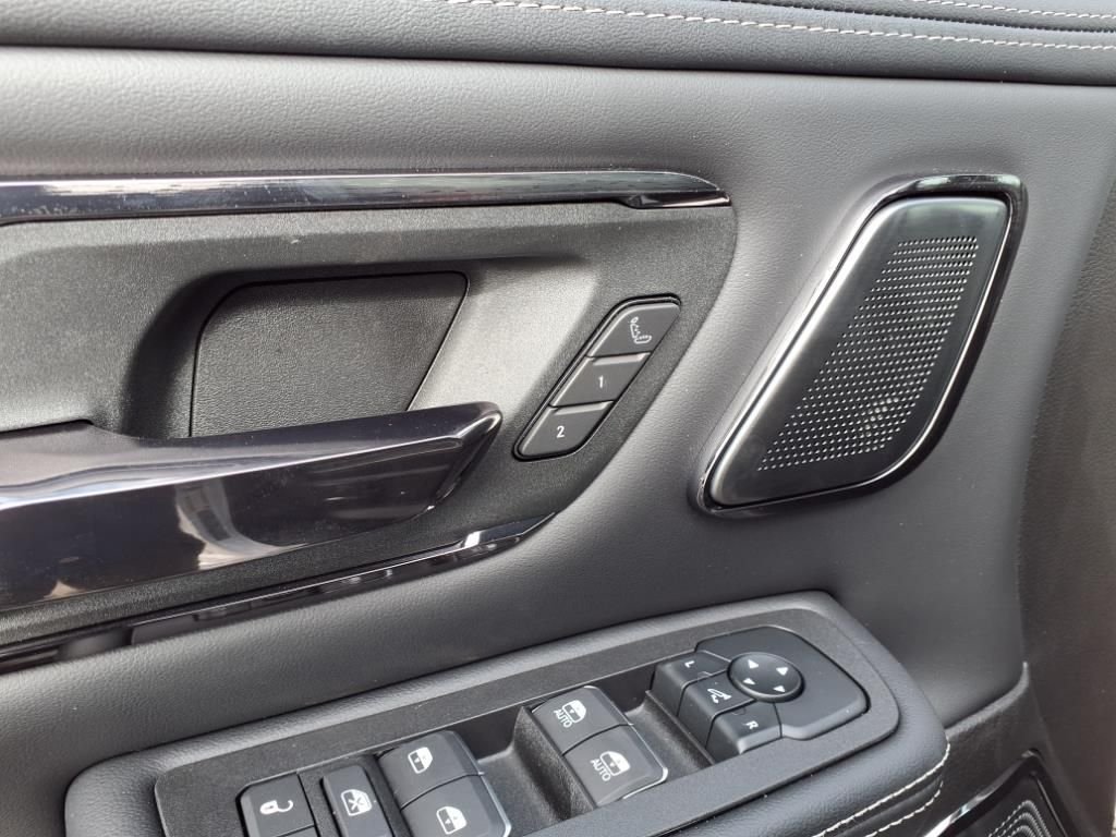 2026 RAM 1500 Limited - Photo 8