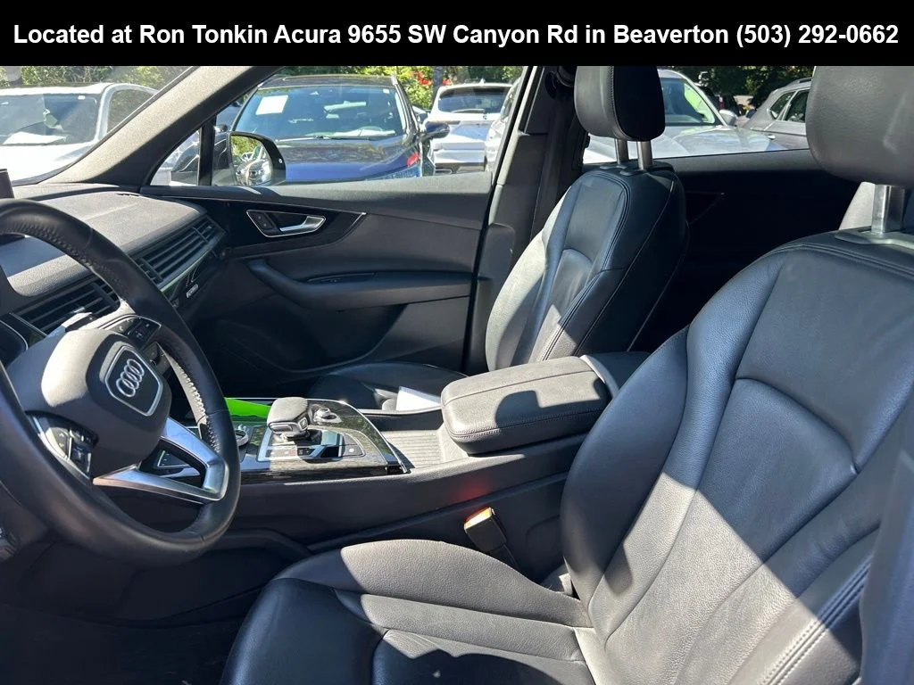 Used 2019 Night Black Audi 55 Premium image 8