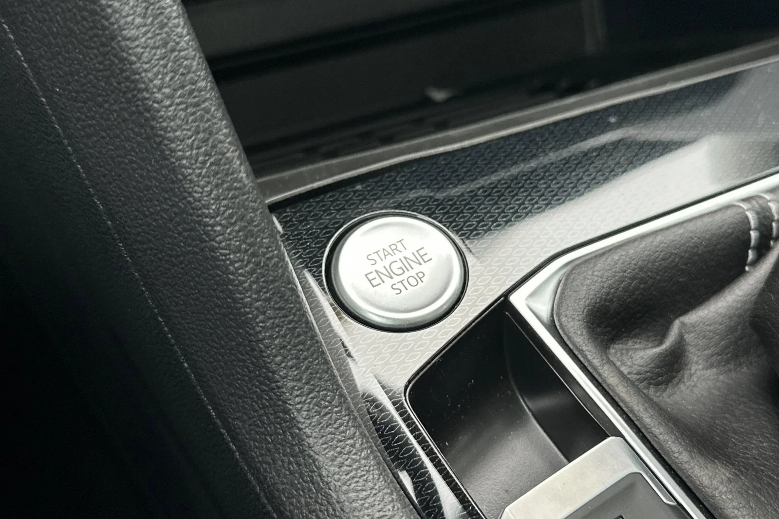 2026 Volkswagen Taos SEL - Photo 23