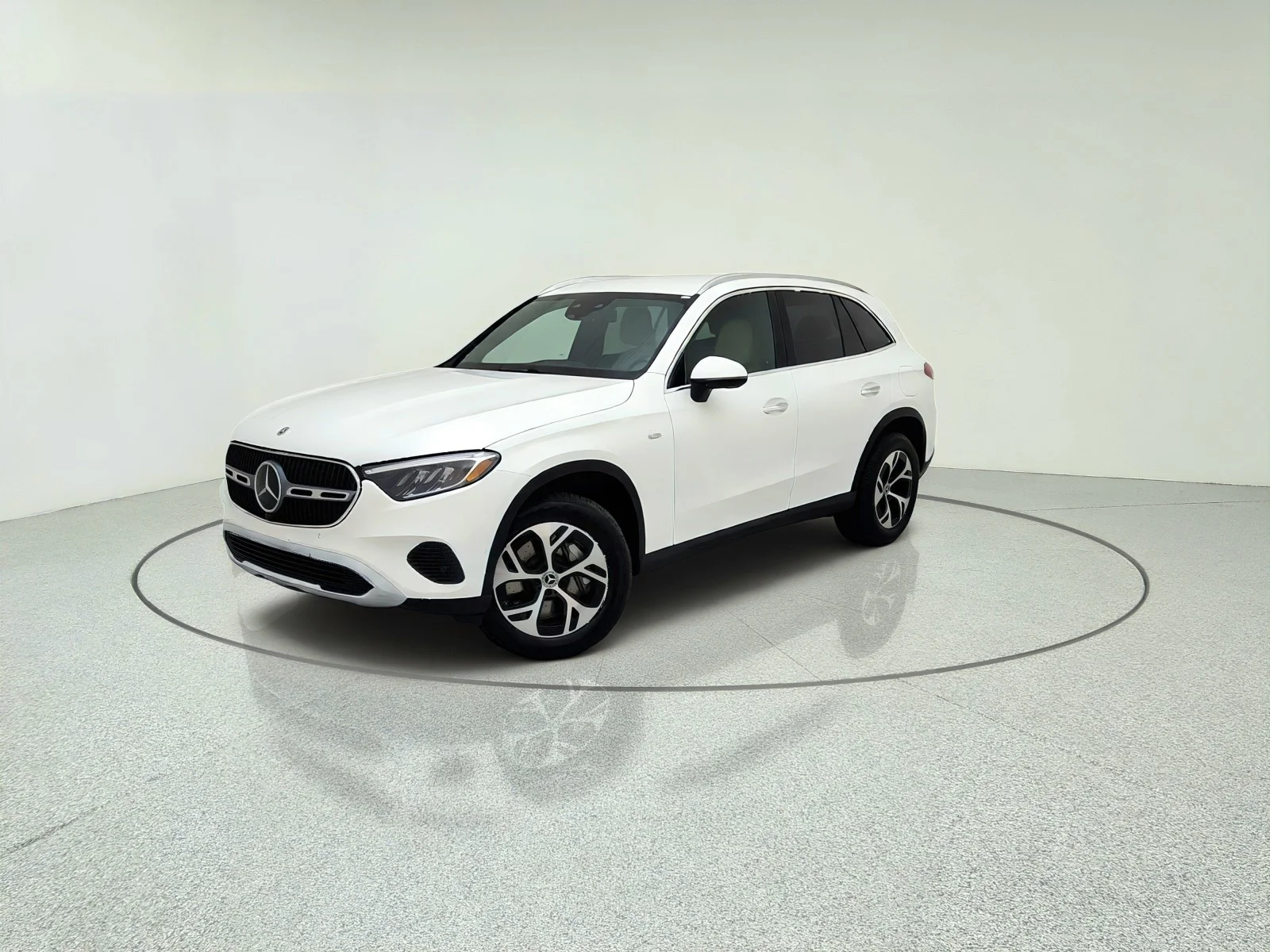 2025 Mercedes-Benz GLC