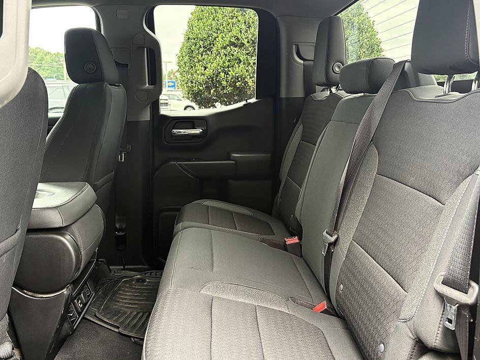 Used 2020 Black Chevrolet LT image 9