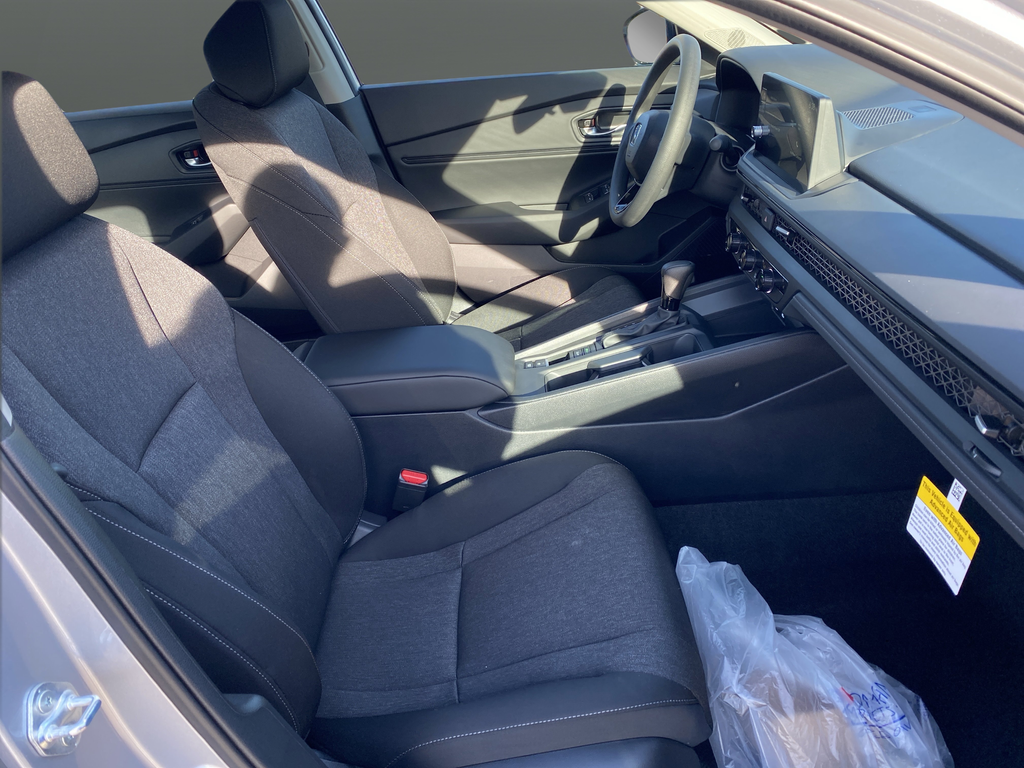 New 2026 Solar Silver Metallic Honda SE image 29