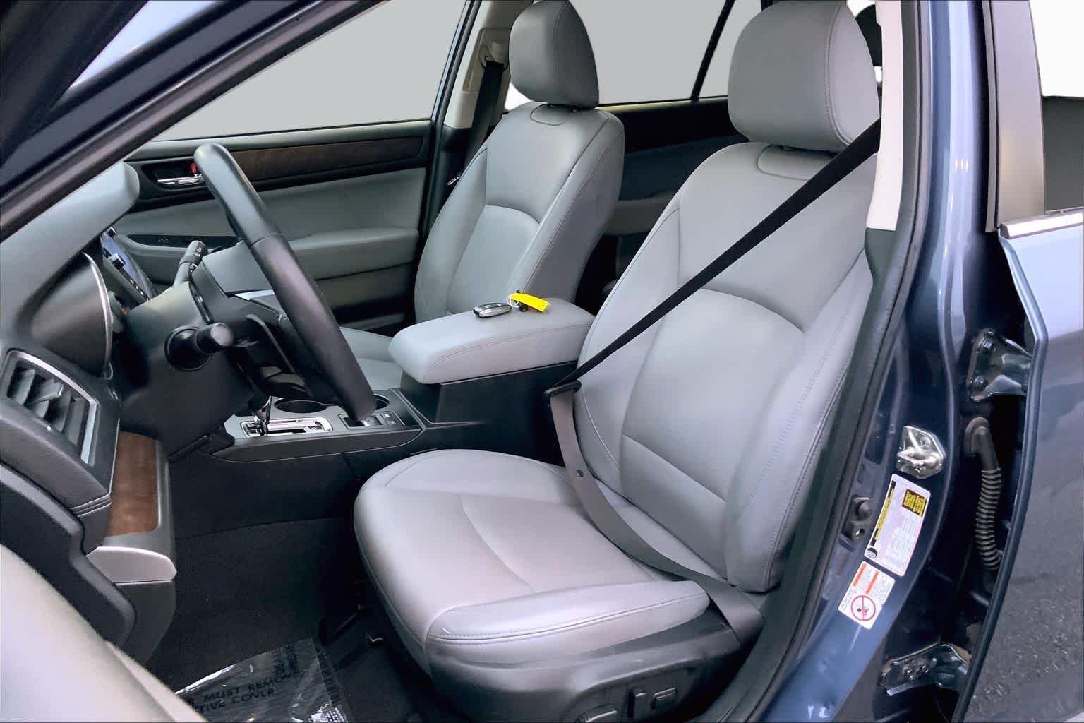 Used 2018 Twilight Blue Metallic Subaru Limited image 7