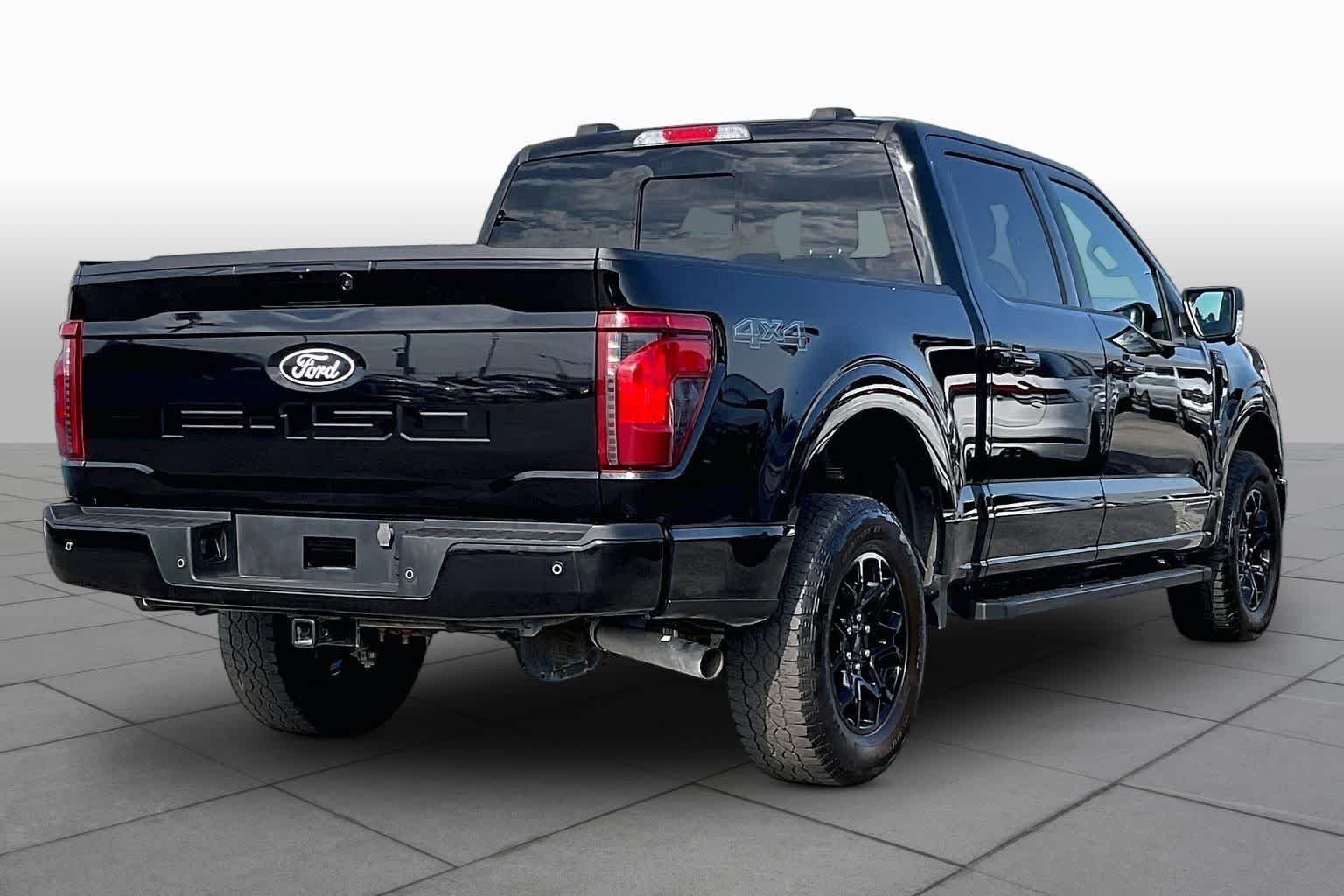 Used 2024 Agate Black Metallic Ford XLT image 13