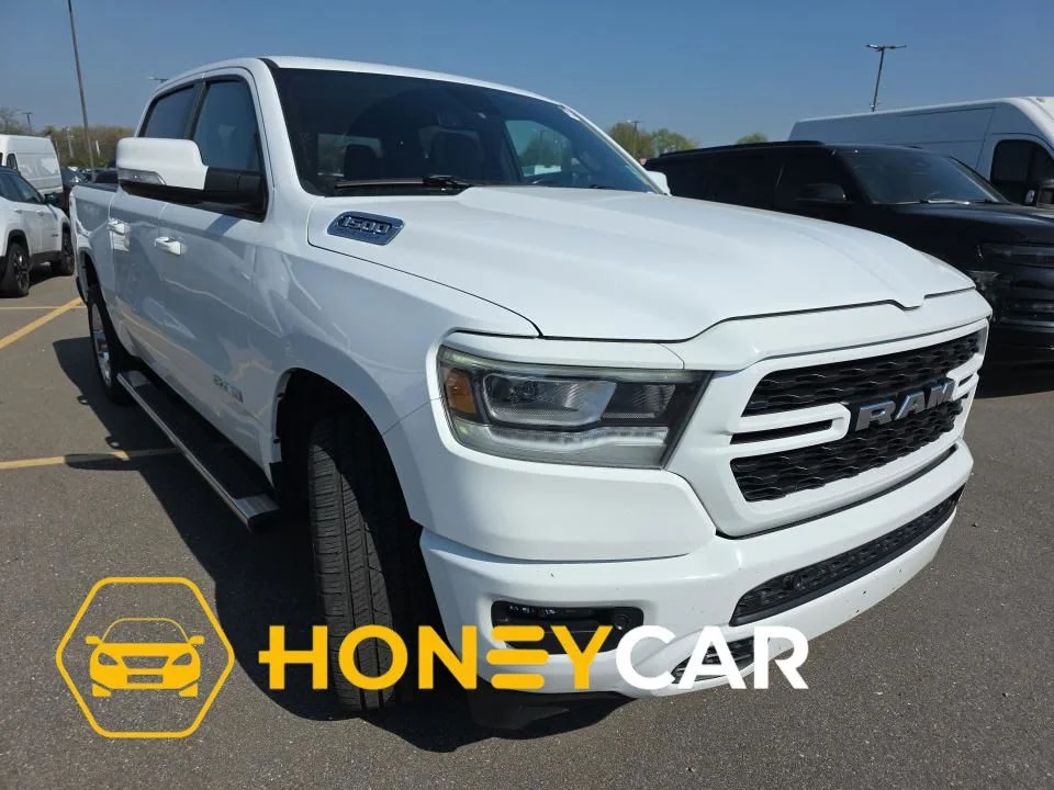 2022 RAM 1500 Big Horn/Lone Star 4x4 Crew Cab 5'7's photo