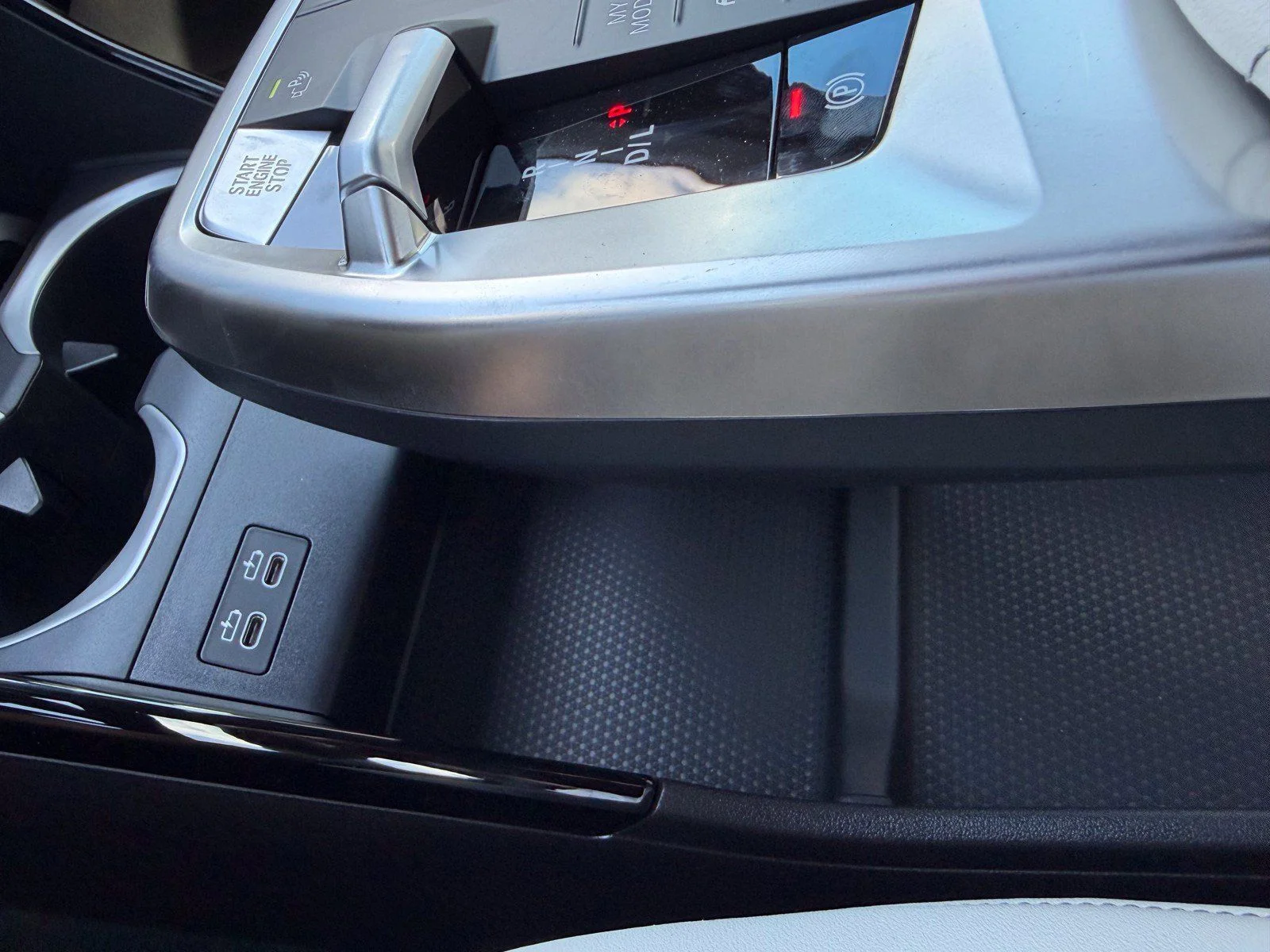 New 2026 Dune Grey Metallic BMW xDrive28i image 35
