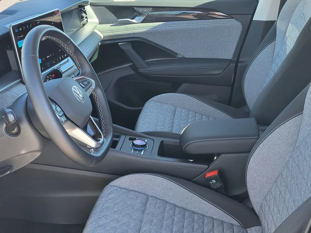 2025 Volkswagen Tiguan S - Photo 17