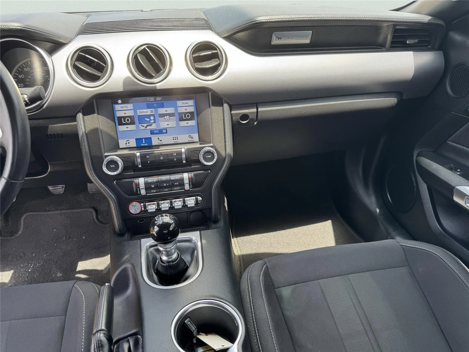 Used 2018 Triple Yellow Tri-Coat Ford GT image 15