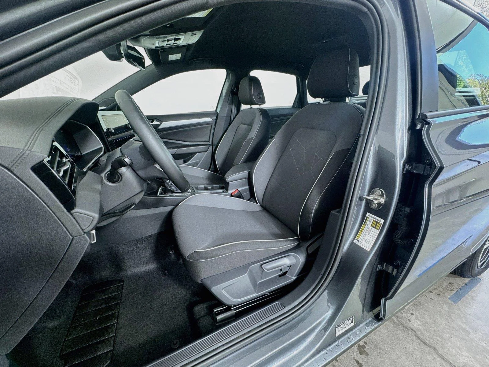 New 2027 GRAY VOLKSWAGEN  image 20