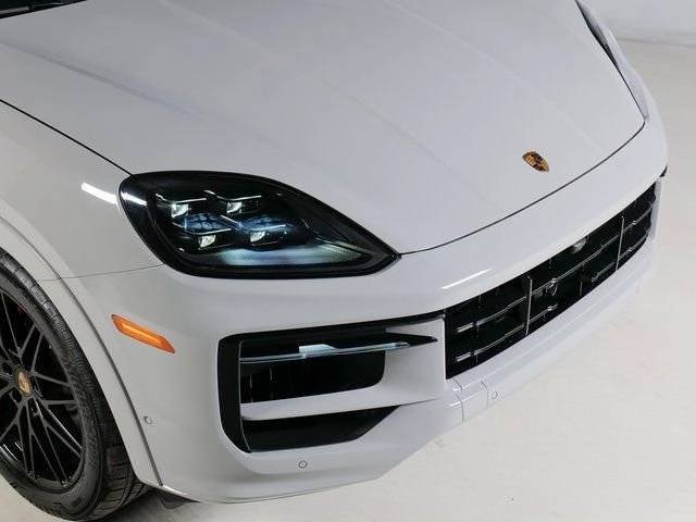New 2026 Chalk Porsche GTS image 31