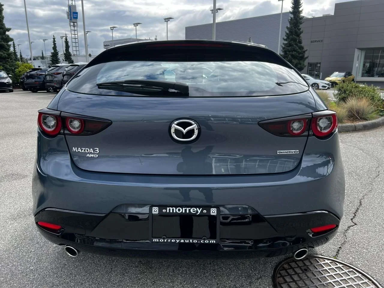 Used 2025  Mazda GS image 8