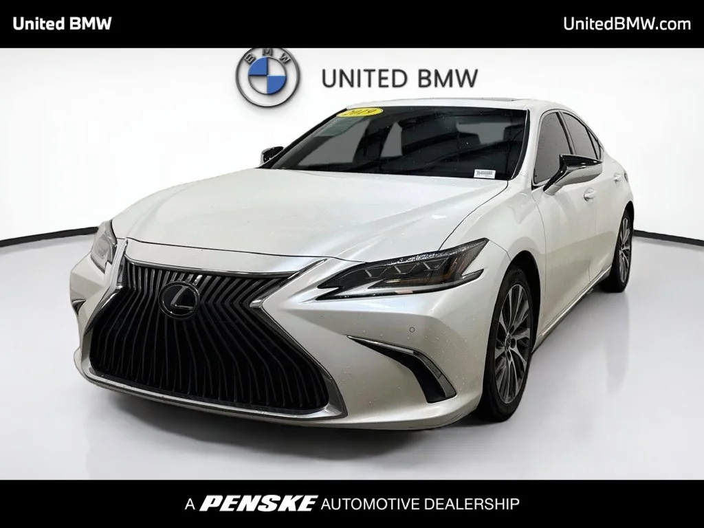 2019 Lexus ES