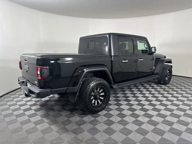 Used 2020 Black Jeep Overland image 4