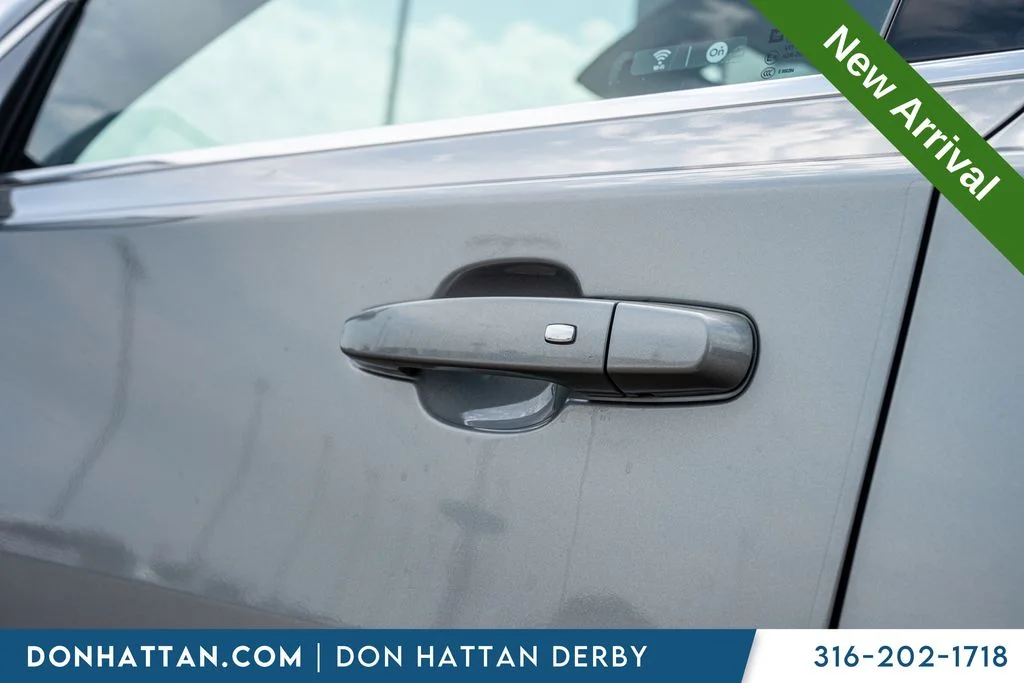 Used 2023 Gray Chevrolet LT image 32