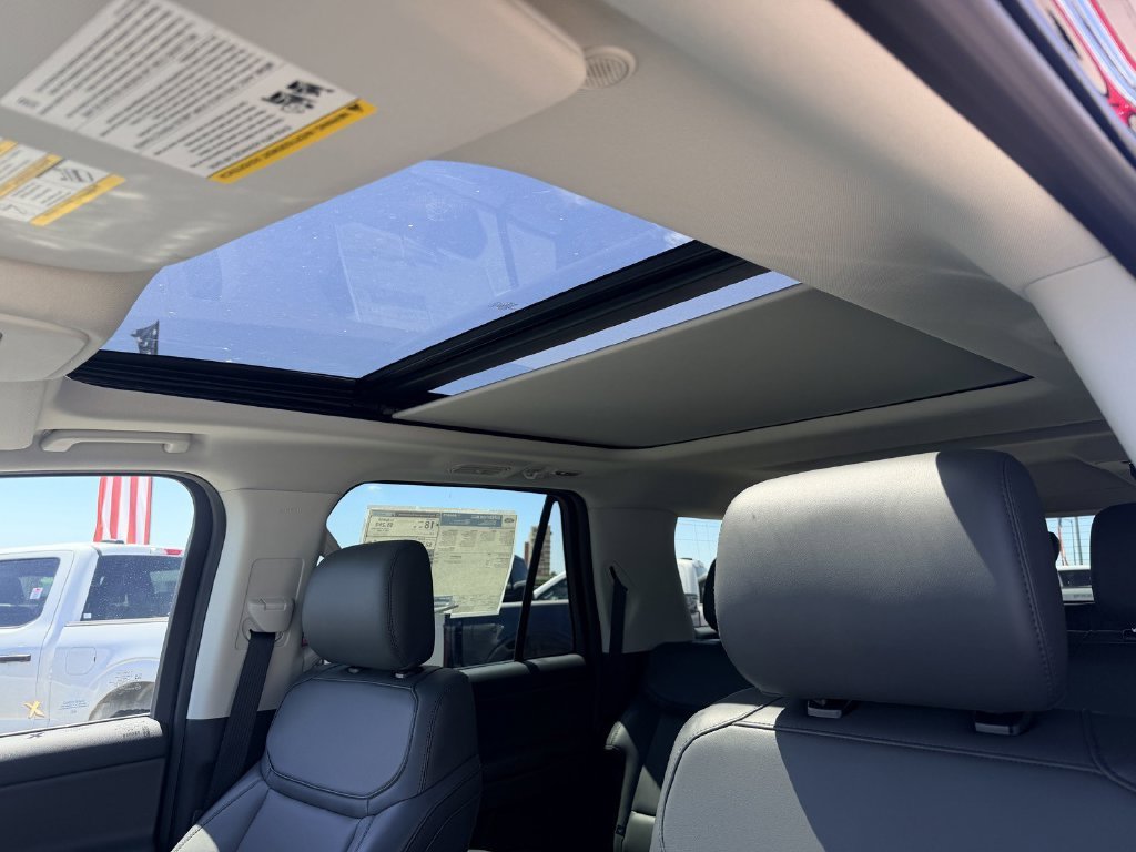New 2026 Agate Black Metallic Ford MAX Active image 25