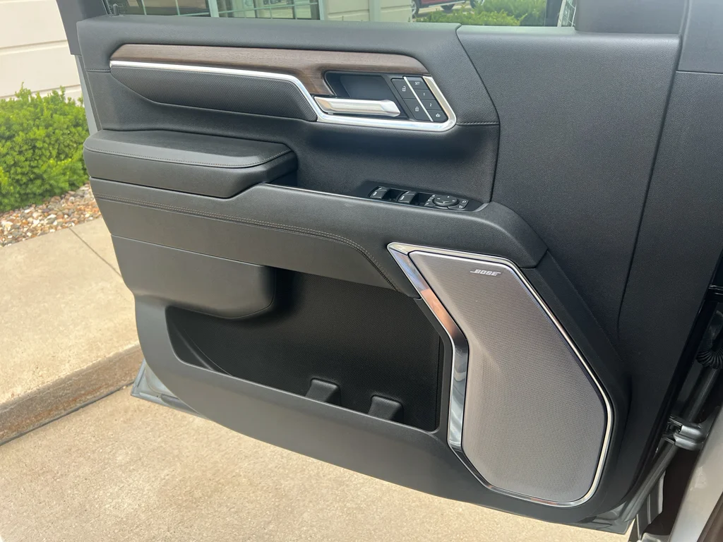 Used 2024 Sterling Gray Metallic Chevrolet High Country image 23