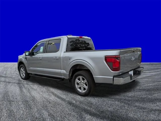 New 2026 Iconic Silver Metallic Ford XLT image 6