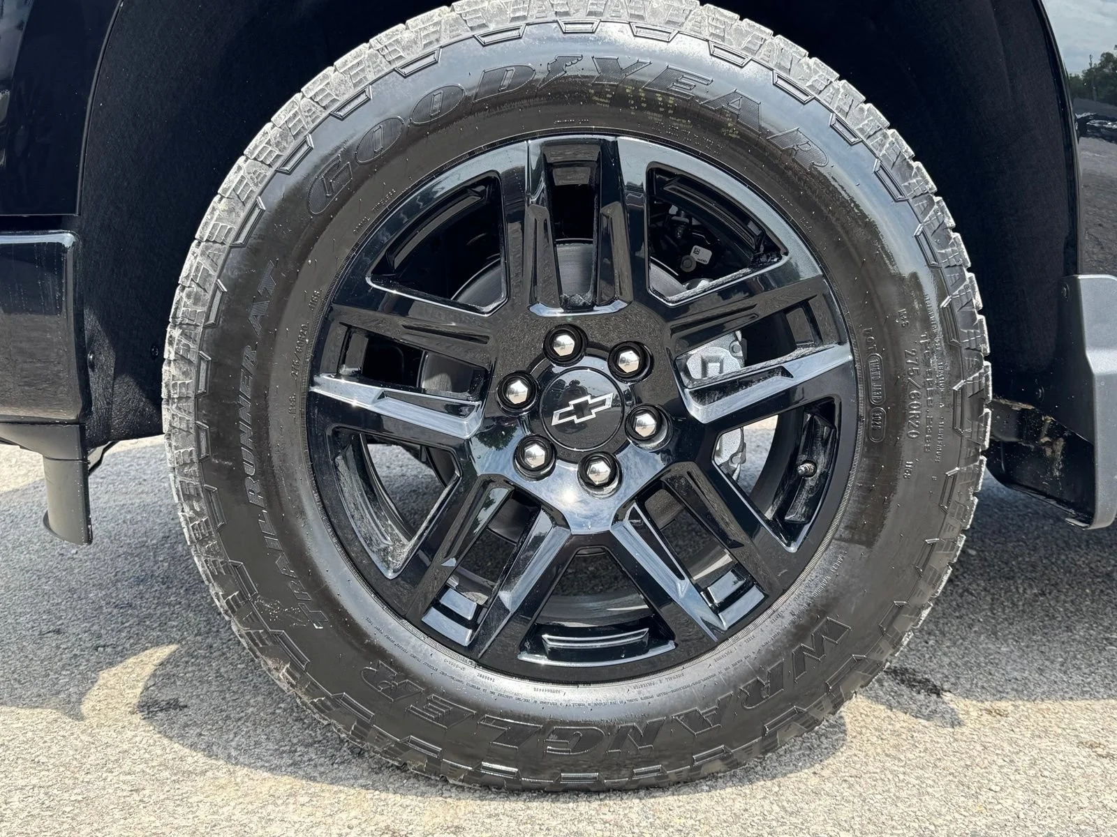 New 2026 Black Chevrolet High Country image 10