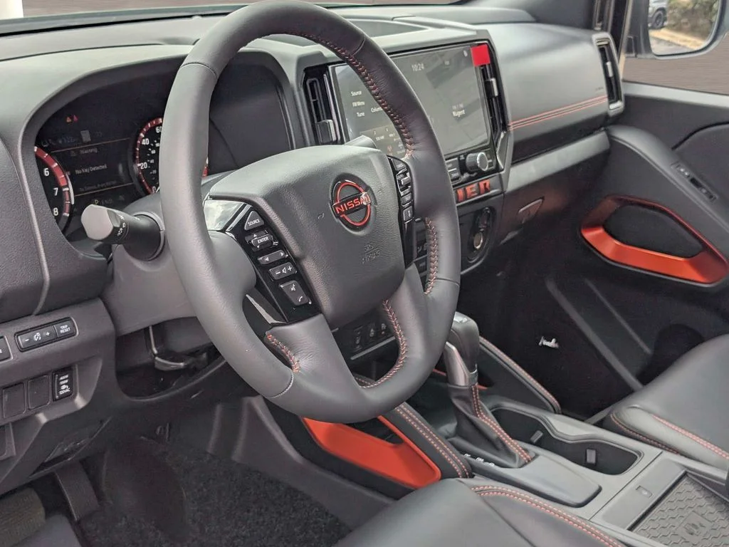 New 2026 Glacier White Nissan Crew Cab PRO-X® image 15