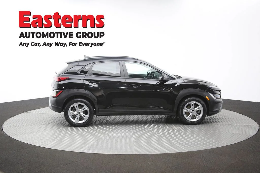 Used 2022 Black Hyundai SEL image 45