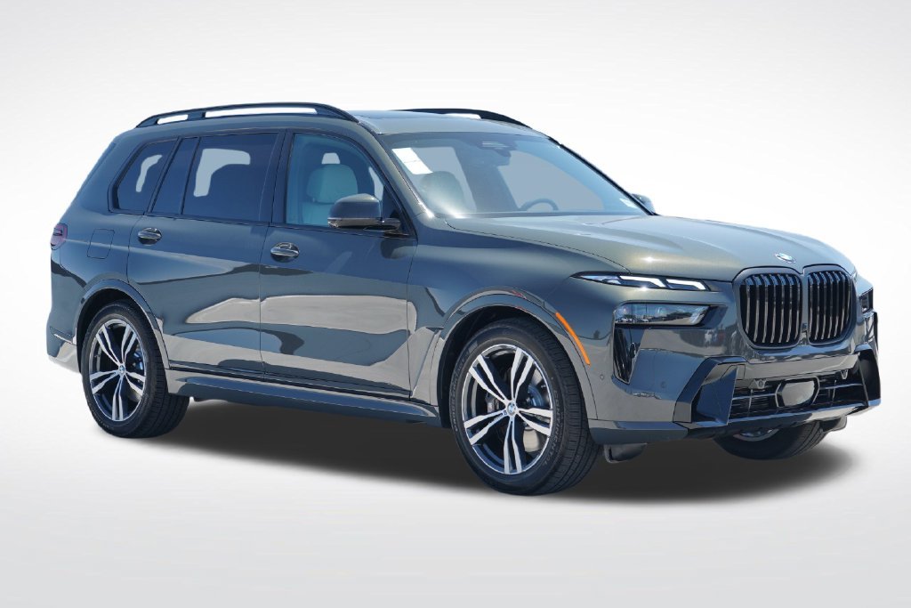 New 2027 Gray Metallic BMW xDrive40i image 3