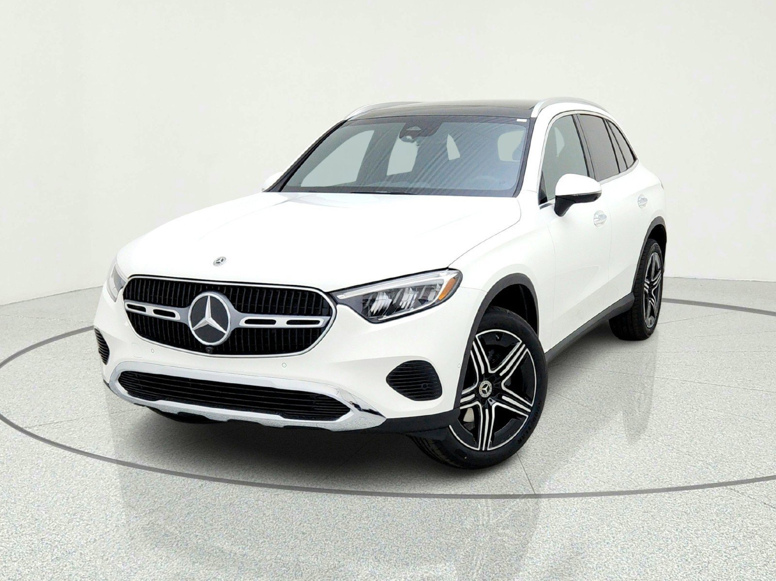 New 2026 Polar White Mercedes-Benz GLC 300 SUV image 23