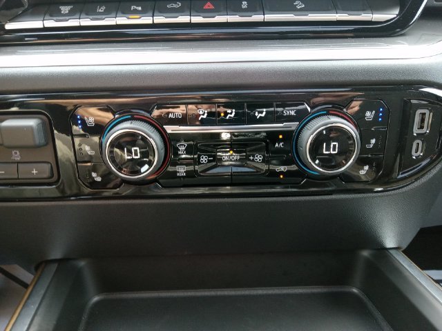 2026 Chevrolet Silverado 3500HD High Country - Photo 21