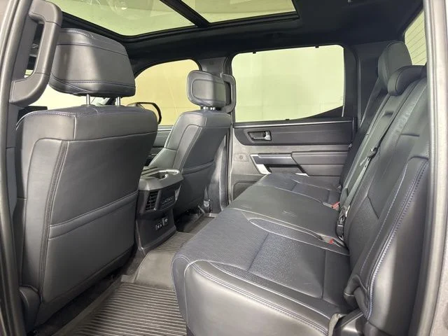 2025 Toyota Tundra Platinum - Photo 12