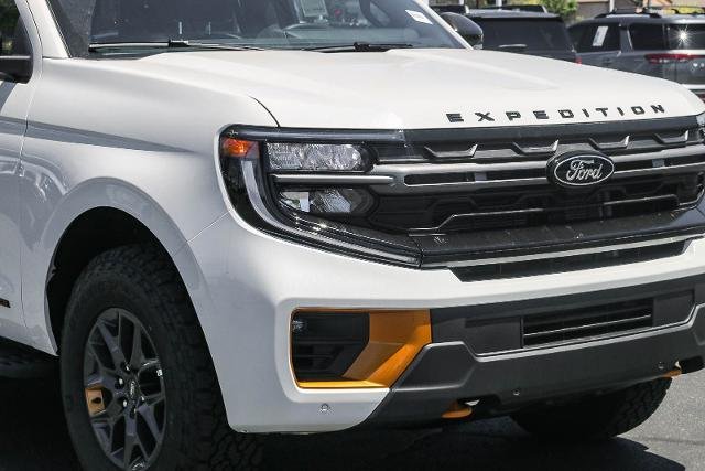 New 2026 Star White Metallic Tri-Coat Ford Tremor® image 38