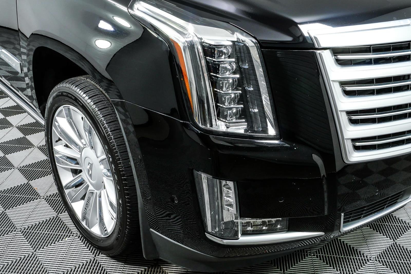 Used 2018 BLACK RAVEN Cadillac Platinum image 41