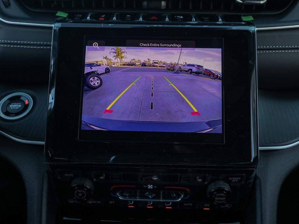 New 2026 Baltic Gray Metallic Clear-Coat Exterior Paint Jeep Laredo image 29