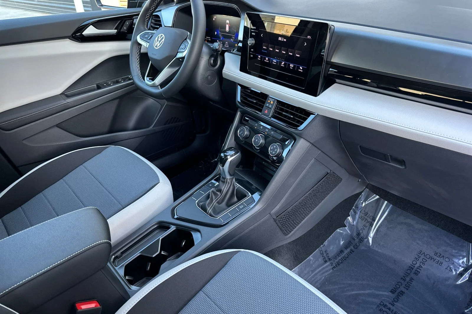 New 2026 Black Volkswagen 1.5T S image 15