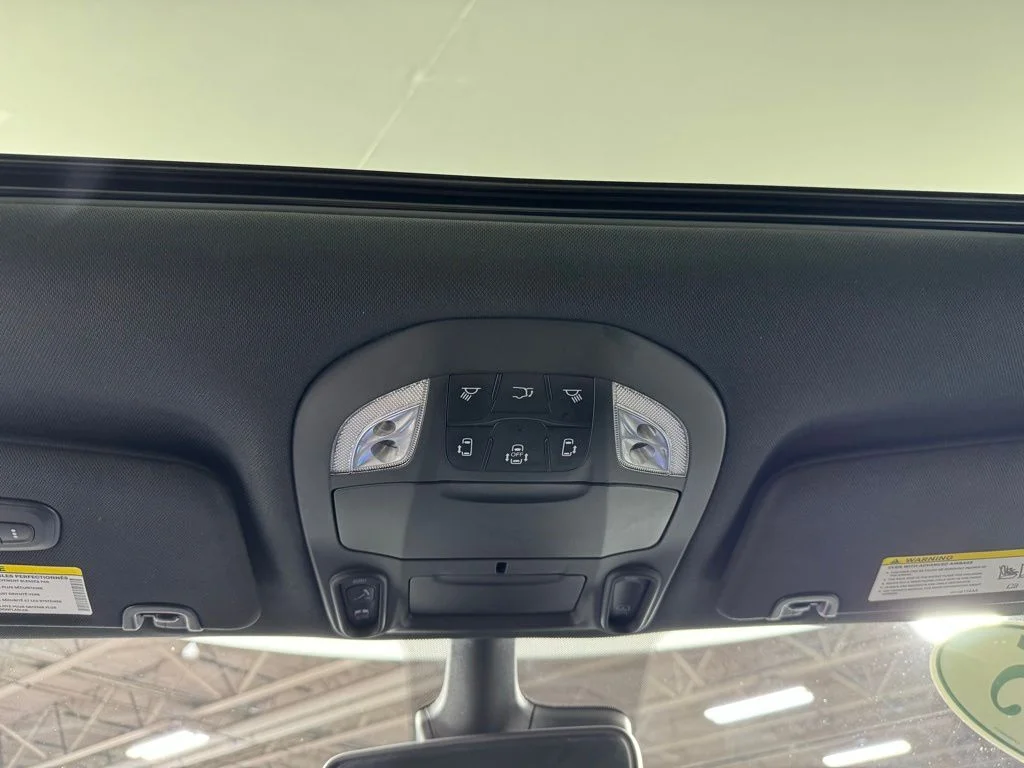 Used 2025 Black Chrysler Limited image 22
