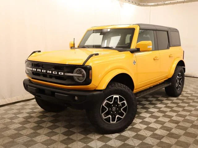 Used 2022 Orange Metallic Ford Outer Banks image 29