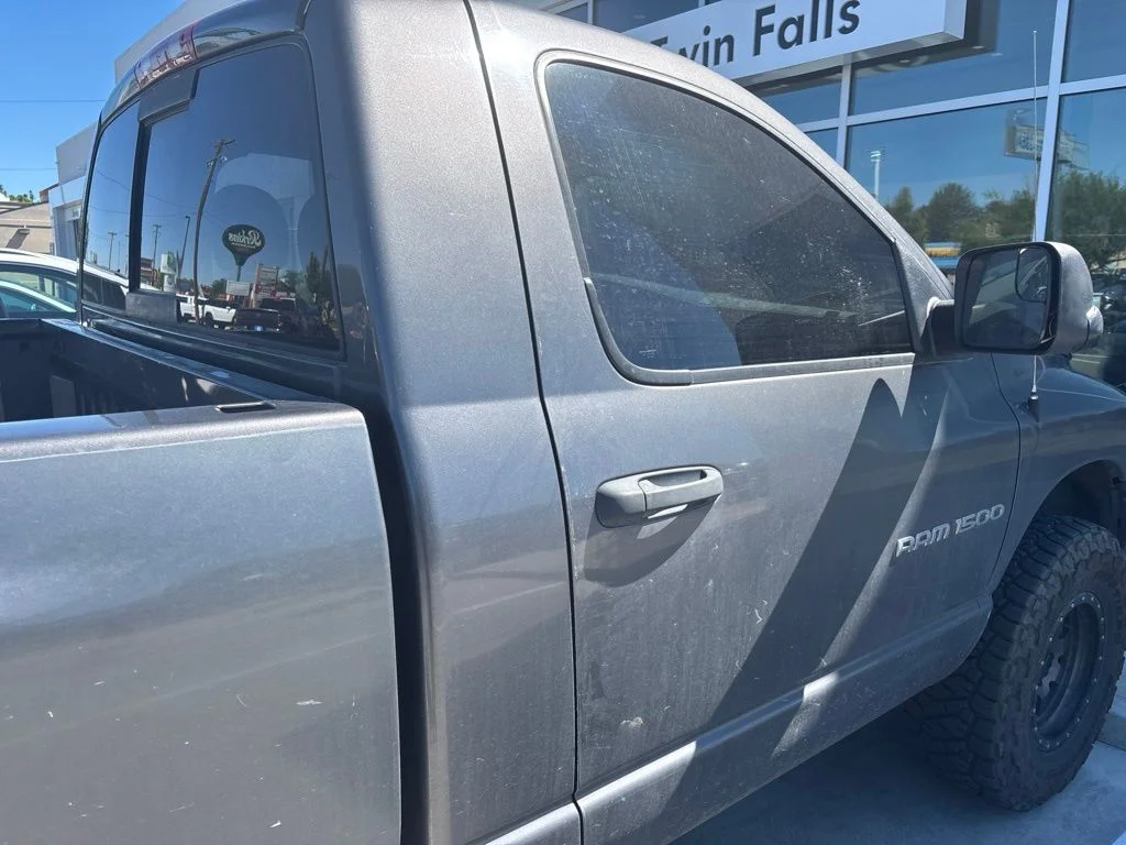 Used 2003  Dodge  image 11