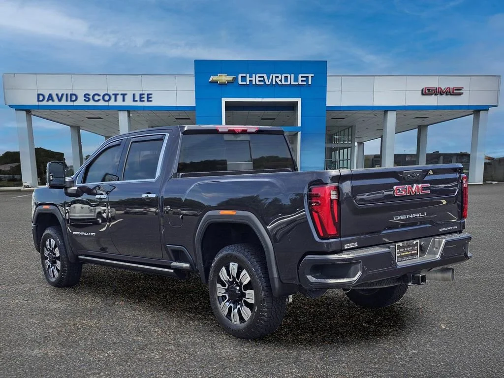 Used 2025 Titanium Rush Metallic GMC Denali image 13