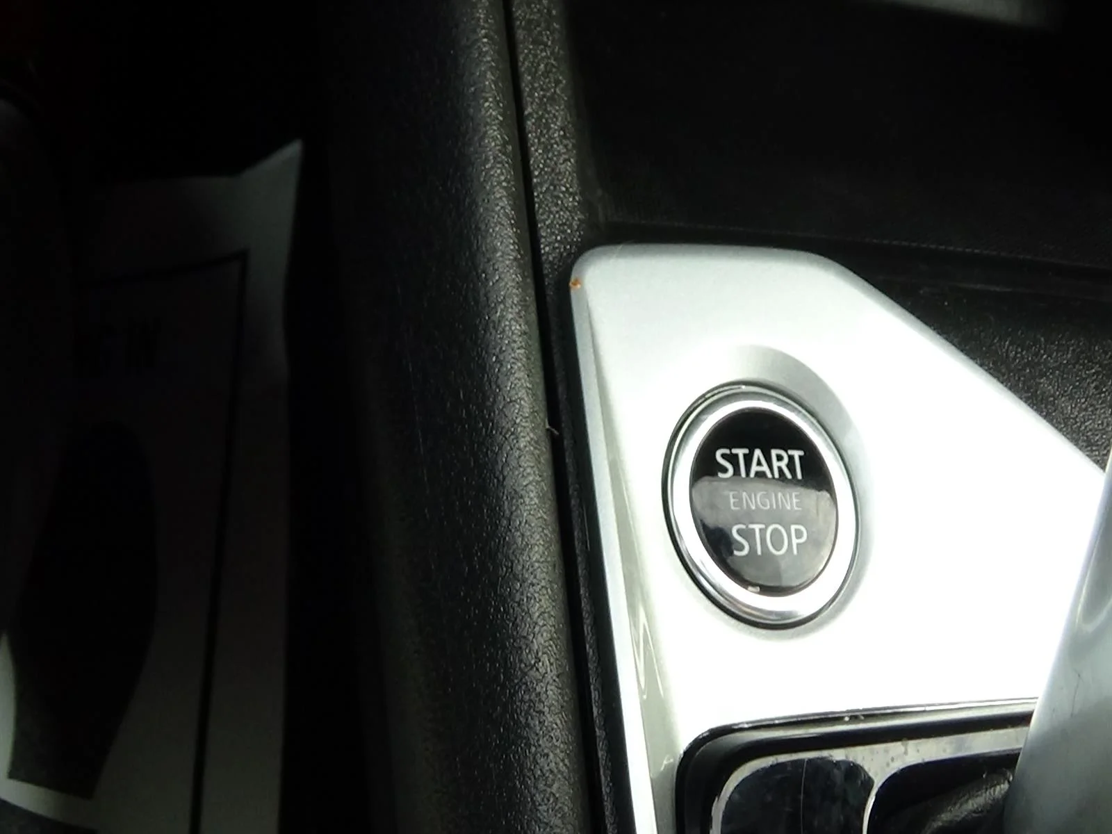 Certified Used 2025 Glacier White (qak) Nissan 2.5 SV image 26