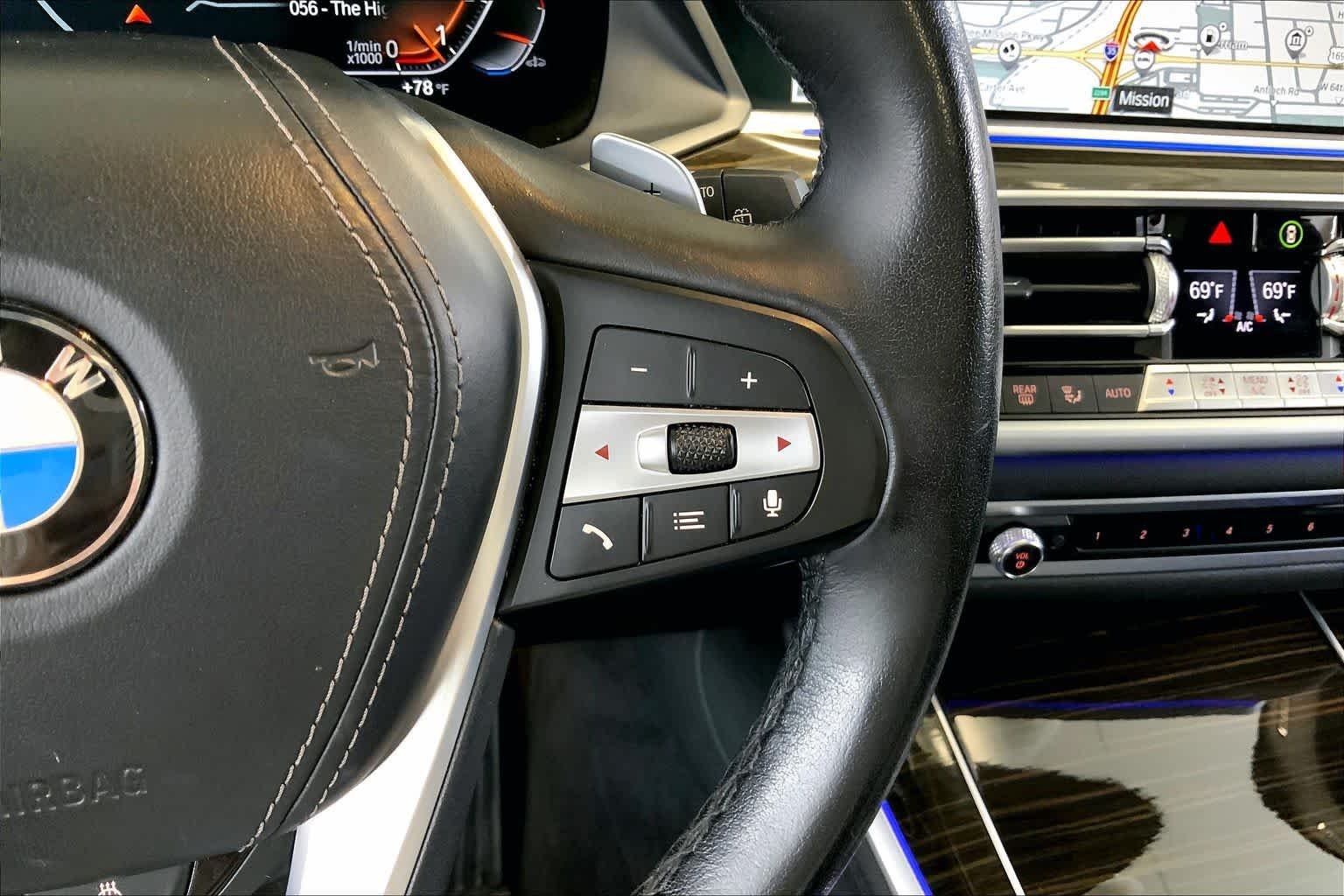 Used 2021 Alpine White BMW xDrive40i image 24