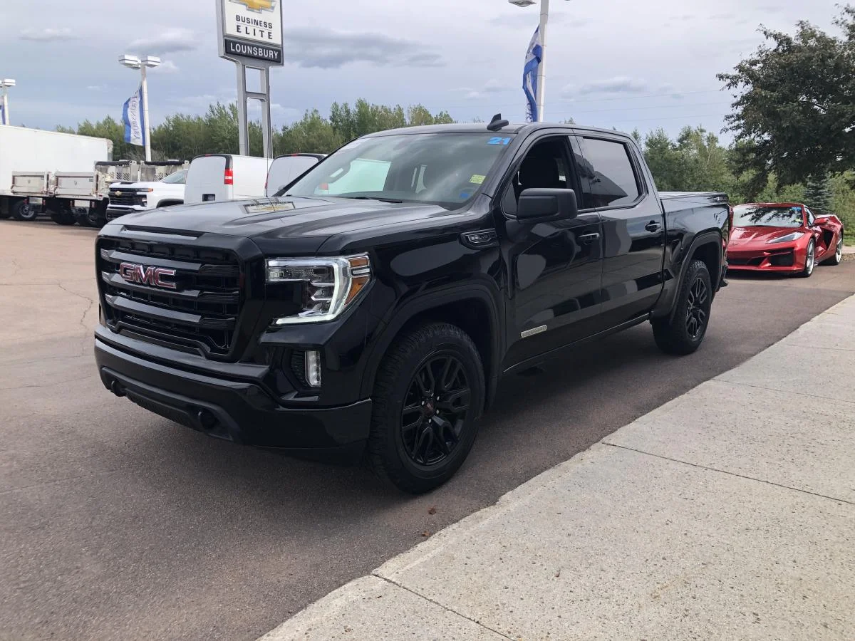 Used 2021 Black GMC 4WD Crew Cab 147" Elevation image 5