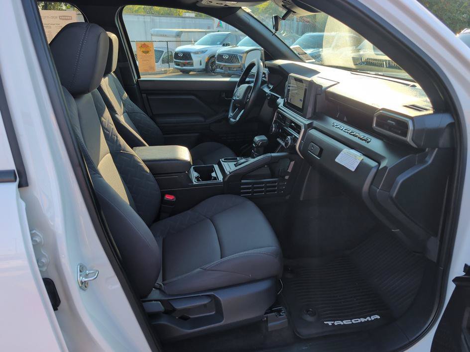 Used 2025 Ice Toyota SR image 12