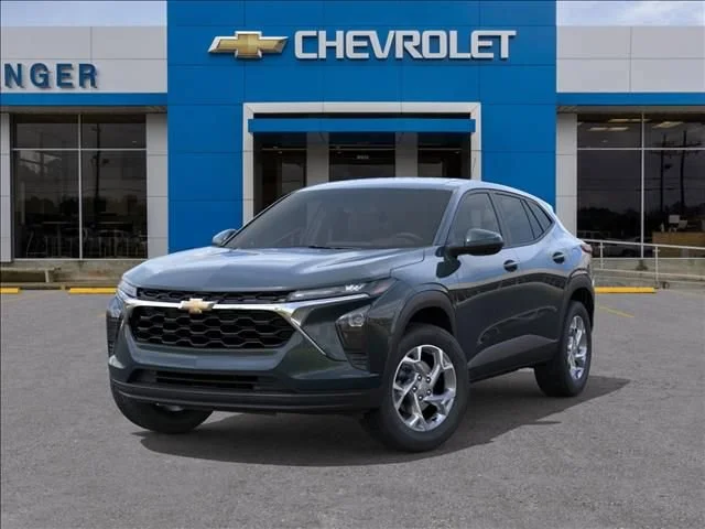 2026 Chevrolet Trax LS - Photo 6