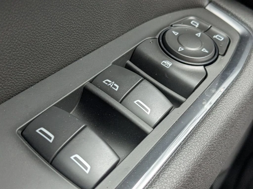 2026 GMC Sierra 1500 SLE - Photo 22